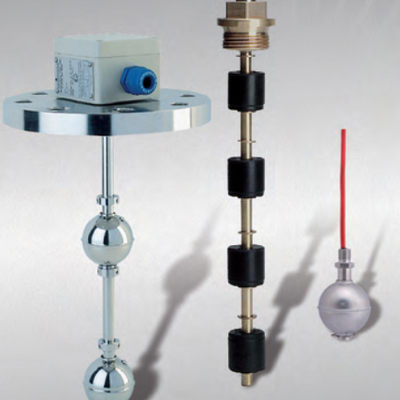 Different models of Universel transmitter Flyder by KLINGER