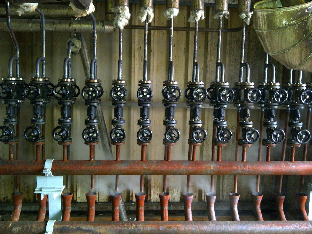 KVN Piston Valve